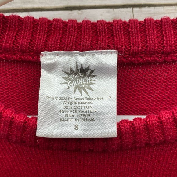 The Grinch Boys Small Red Knit Holiday Sweater Christmas Dr. Seuss 2023 - Picture 6 of 15
